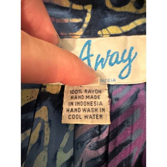 Far Away Blue & Purple Short Sleeve Hawaiian Dress‎ Medium Preowned - Picture 5 of 9